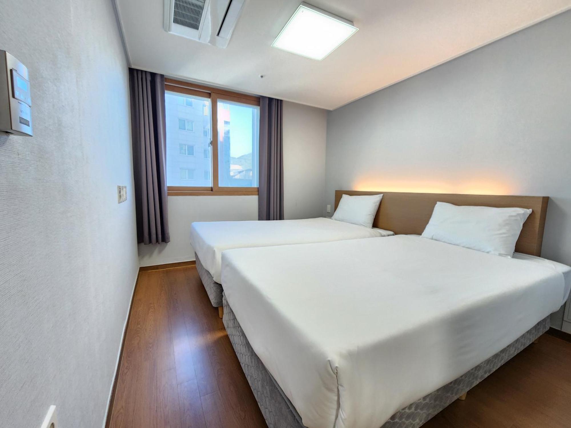 Residence Hotel K Okpo Geoje Ngoại thất bức ảnh